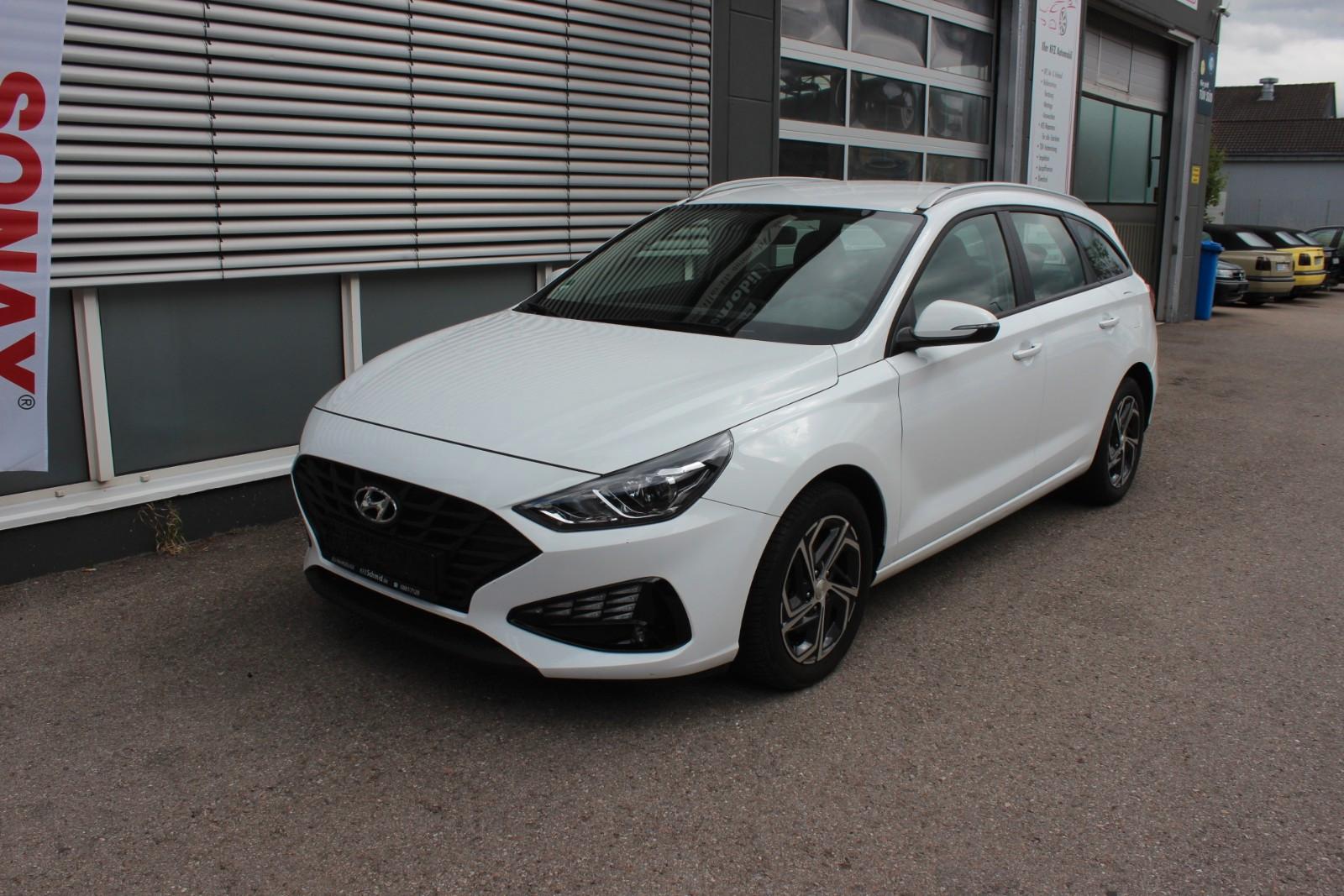Hyundai i30 cw Select Mild-Hybrid