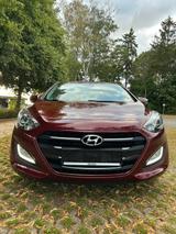Hyundai i30 YES! Temp.Nav.Kamera.LED Scheckheft.Alu SRWR - Hyundai i30 bis 10.000 Euro