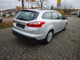 Ford Focus 1,6 Ti-VCT, TÜV u. Wartung neu,!!! - Ford Focus aus 2011: Kombi