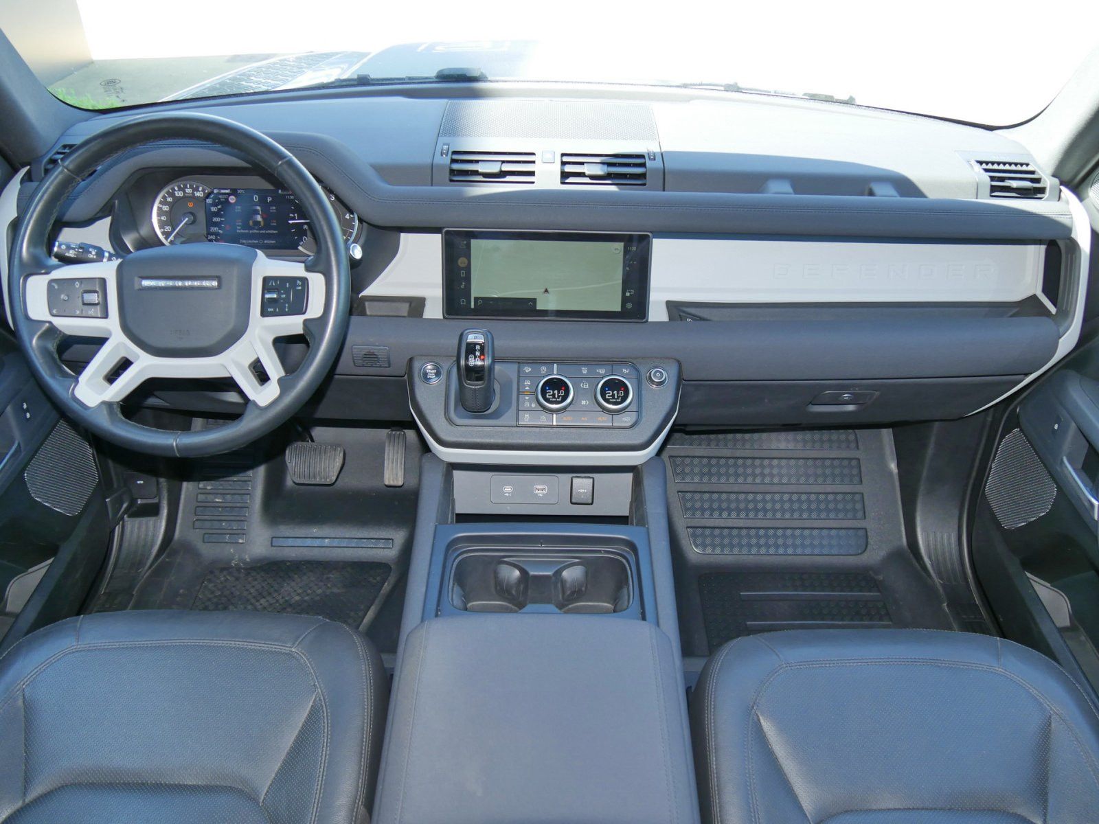 Land Rover Defender 110 S foto 4