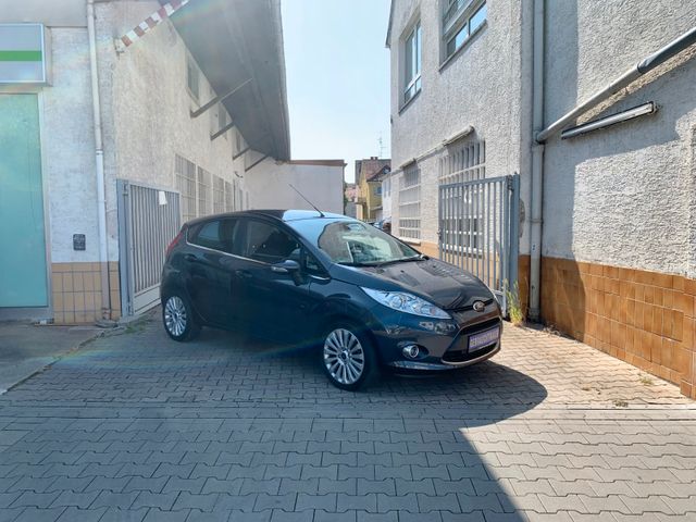 Ford Fiesta Titanium*5-trg.*PDC*Klima*Freispr.*1-Hd.