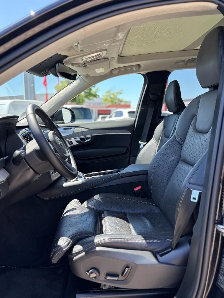 Fahrzeugabbildung Volvo XC90 Ultimate Bright AWD