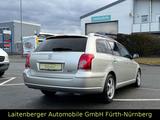 Toyota Avensis 1.8 Travel*KLIMA*NAVI*AHK*SCHECKHEFT - gebrauchte Toyota Avensis aus dem Jahr 2008