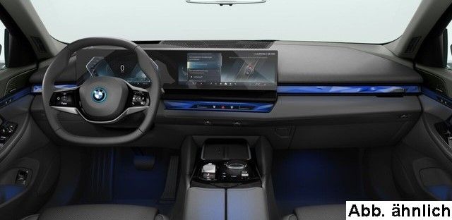 BMW i5 eDrive40 Touring Navi Leder Tempom.aktiv Pano foto 4