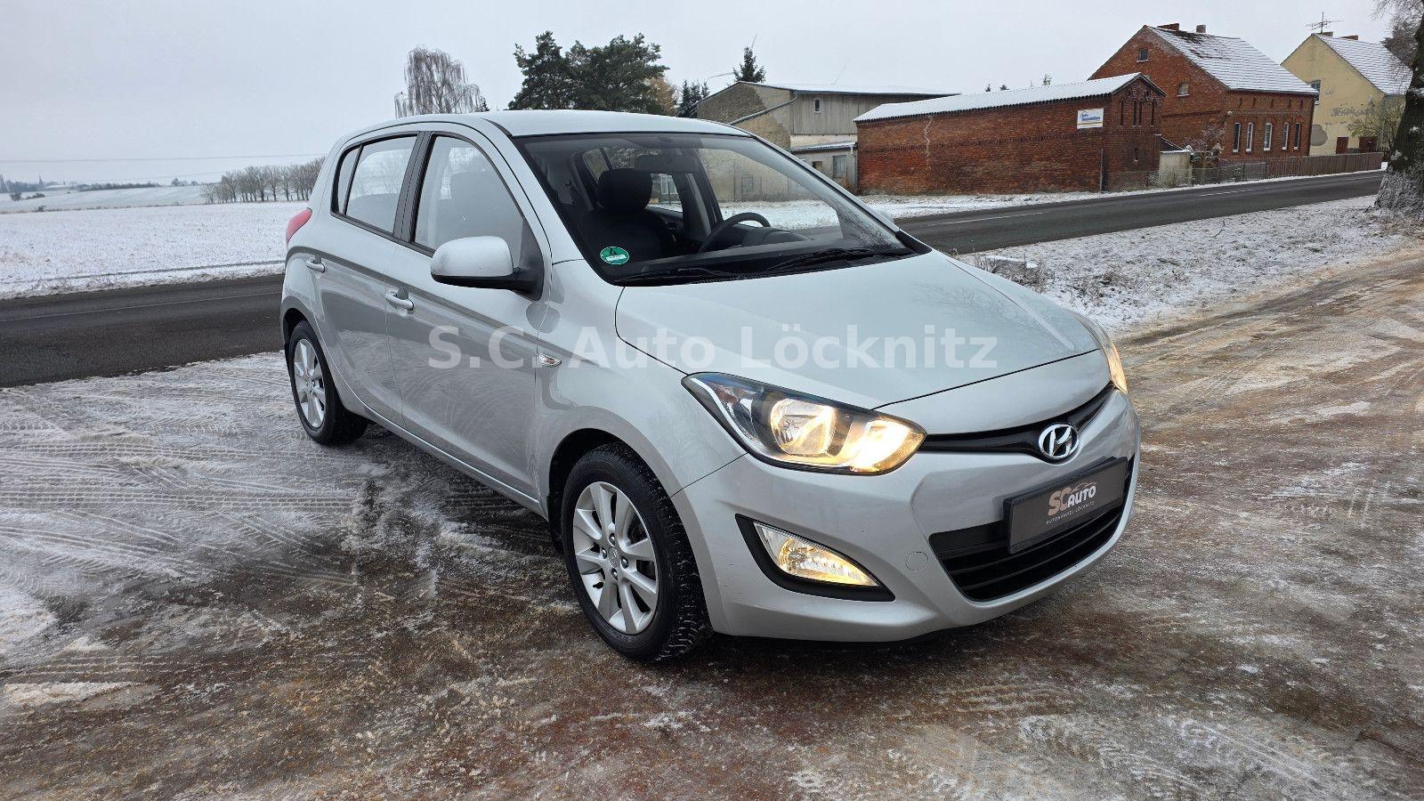 Hyundai i20 FIFA 1.2 Benzin 116 Tkm. Neu TÜV
