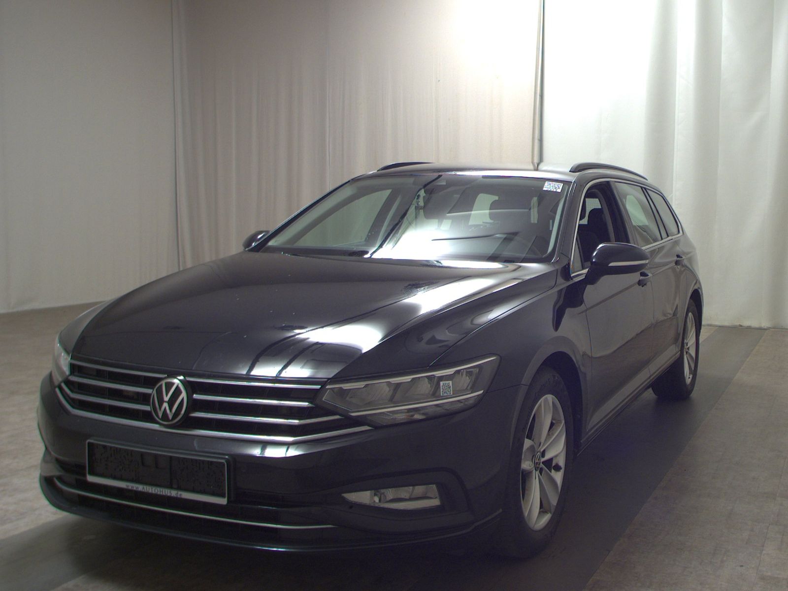 Volkswagen Passat Var. 2.0 TDI 4M Business Navi LED AID AHK imagem 2