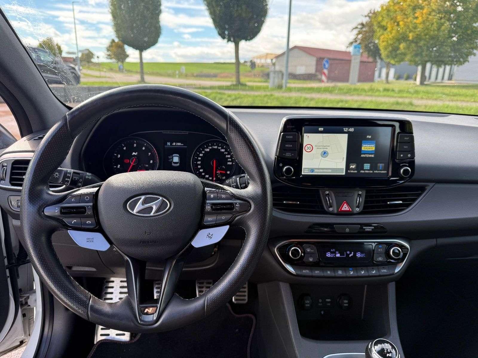 HYUNDAI I30 - N PERFORMANCE - 275 CV - BVM