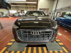 AUDI Q8 55 TFSI e quattro Matrix-LED+VirtualCockpit+C