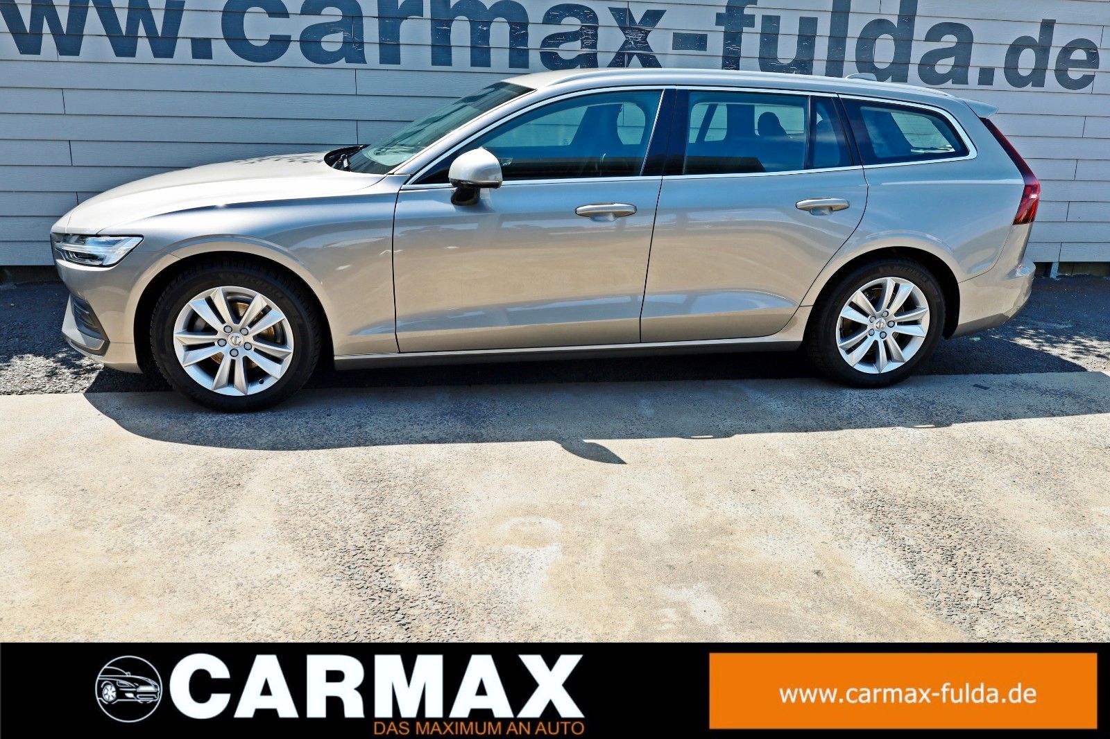 Fahrzeugabbildung Volvo V60 Kombi Momentum Pro T.Leder,Navi,LED,AppleCar