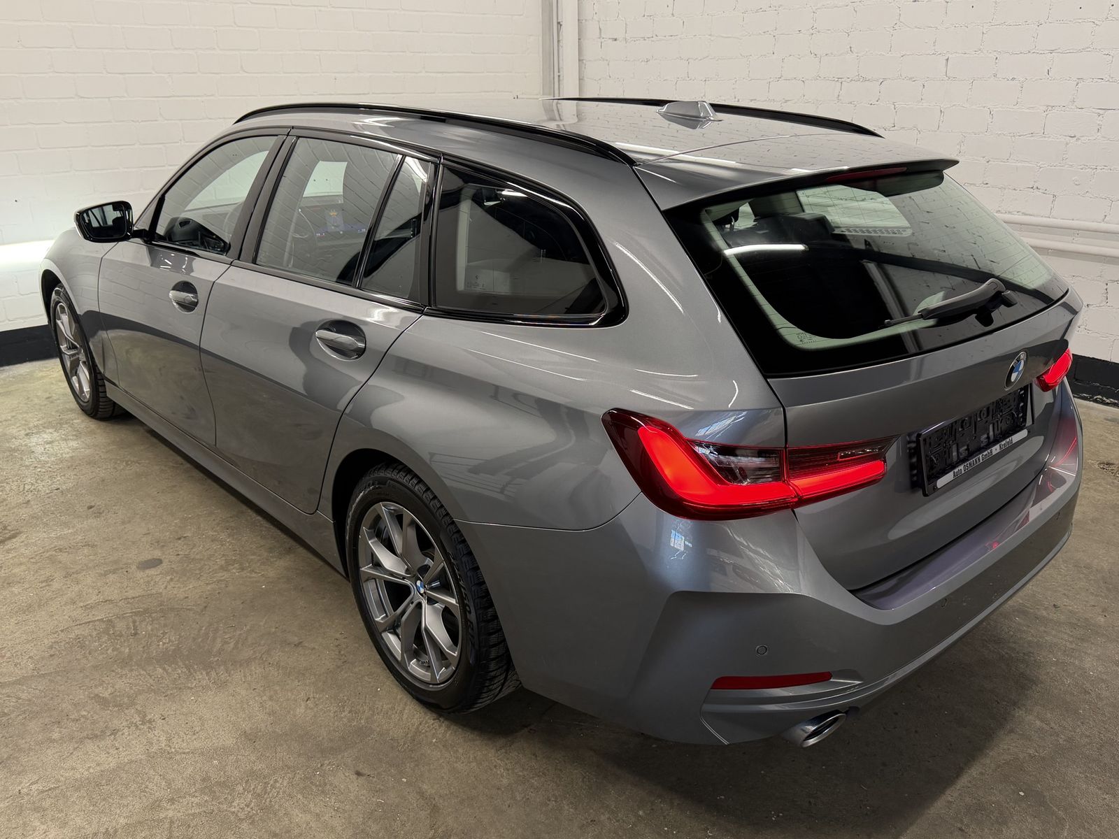 BMW 320 d xDrive Touring / Shadow-Line / TOTW. foto 25
