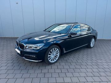 BMW 740 - 1