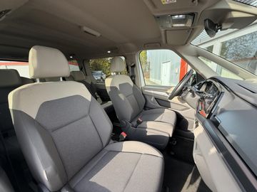 Volkswagen T7 Multivan - 7