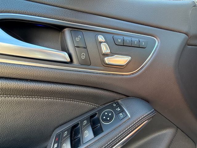 MERCEDES-BENZ CLA 200 Shooting Brake