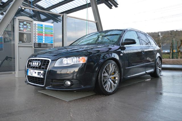 Audi S4 B7 V8