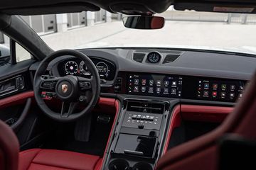 Porsche Panamera - 3