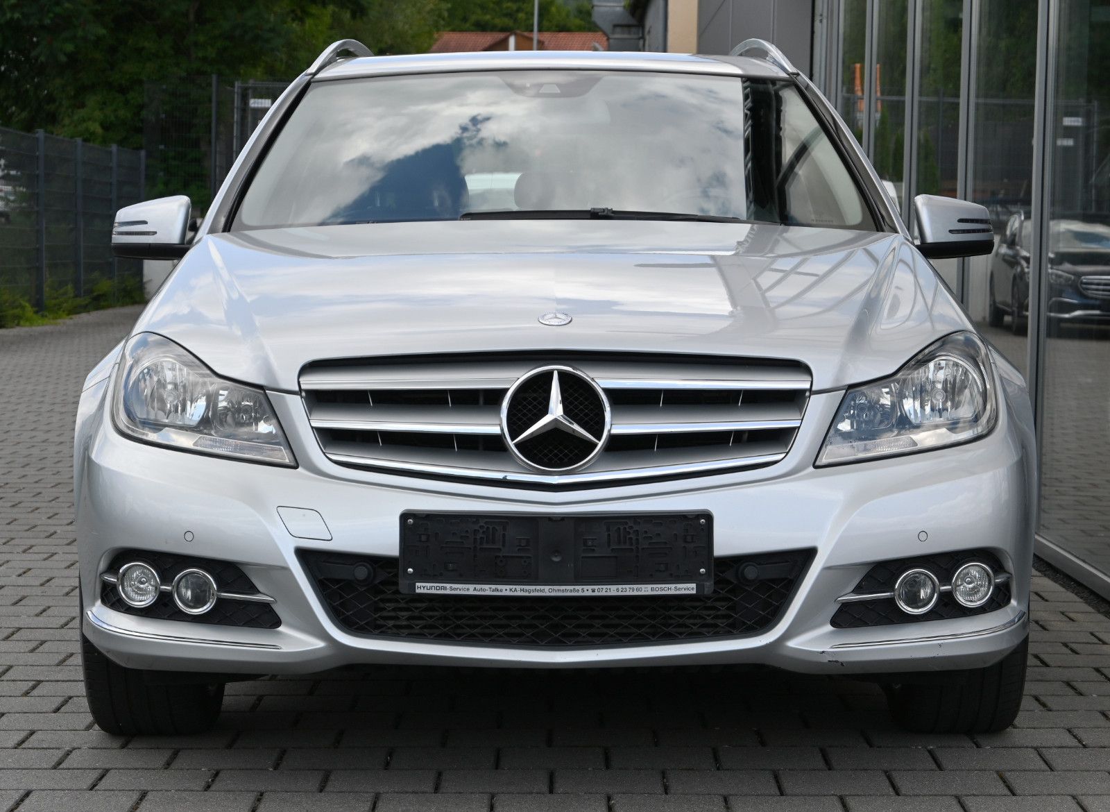 Fahrzeugabbildung Mercedes-Benz C 250 T BlueEFF. AVANTGARDE Facelift °AHK°COMAND