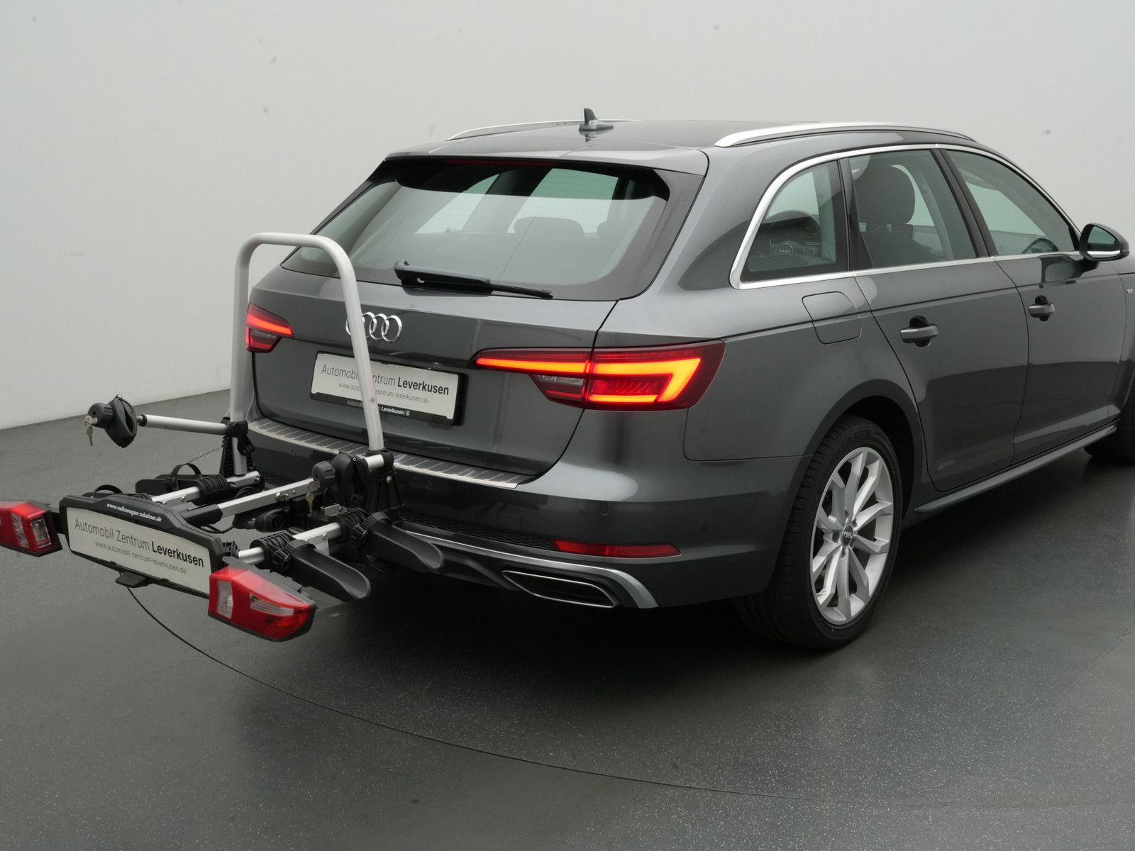 Audi A4 Avant 50 quattro S line ACC PANO AHK NAVI SHZ foto 4