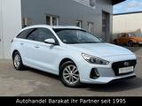 Hyundai i30 cw Select 8xALU PDC KLIMA BT SPUR-ASSIST EU6 - Hyundai: X30