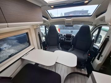 Westfalia Columbus 640 E 180 PS 8G Winterpaket Premium