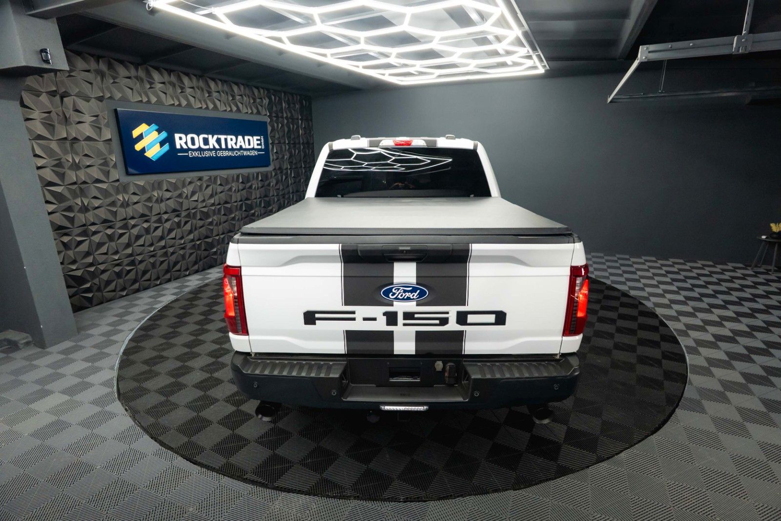 Fahrzeugabbildung Ford F150 5.0L V8 4x4 Offroad SuperCrew RAPTOR 19%