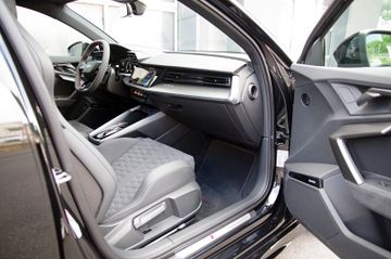 Audi RS 3 Sportback*Sporta,RS-Schalensitze,SONOS,PANO