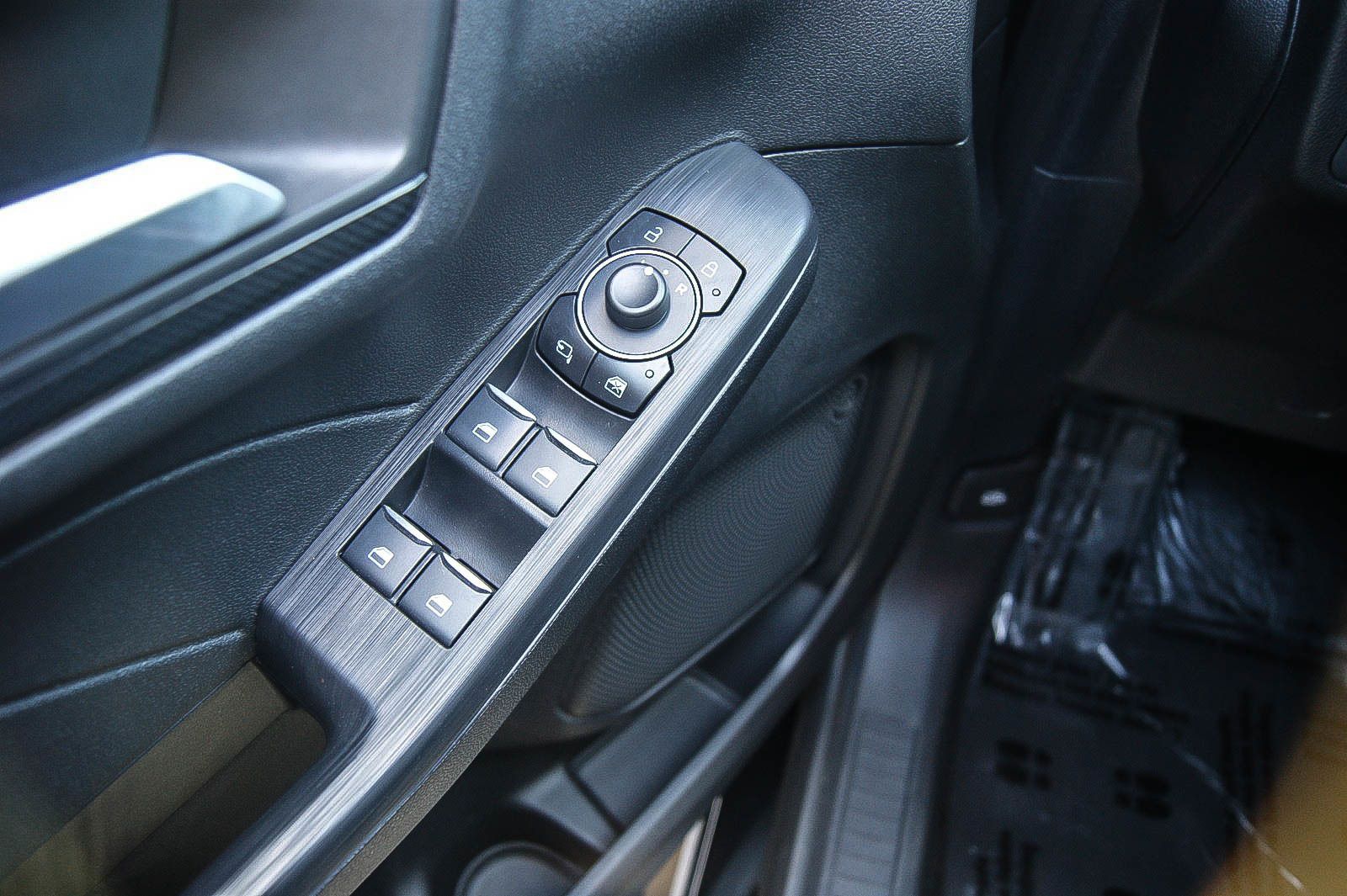 Fahrzeugabbildung Ford Kuga Plug-In Hybrid ST-Line X BODY-STYLE-PAKET