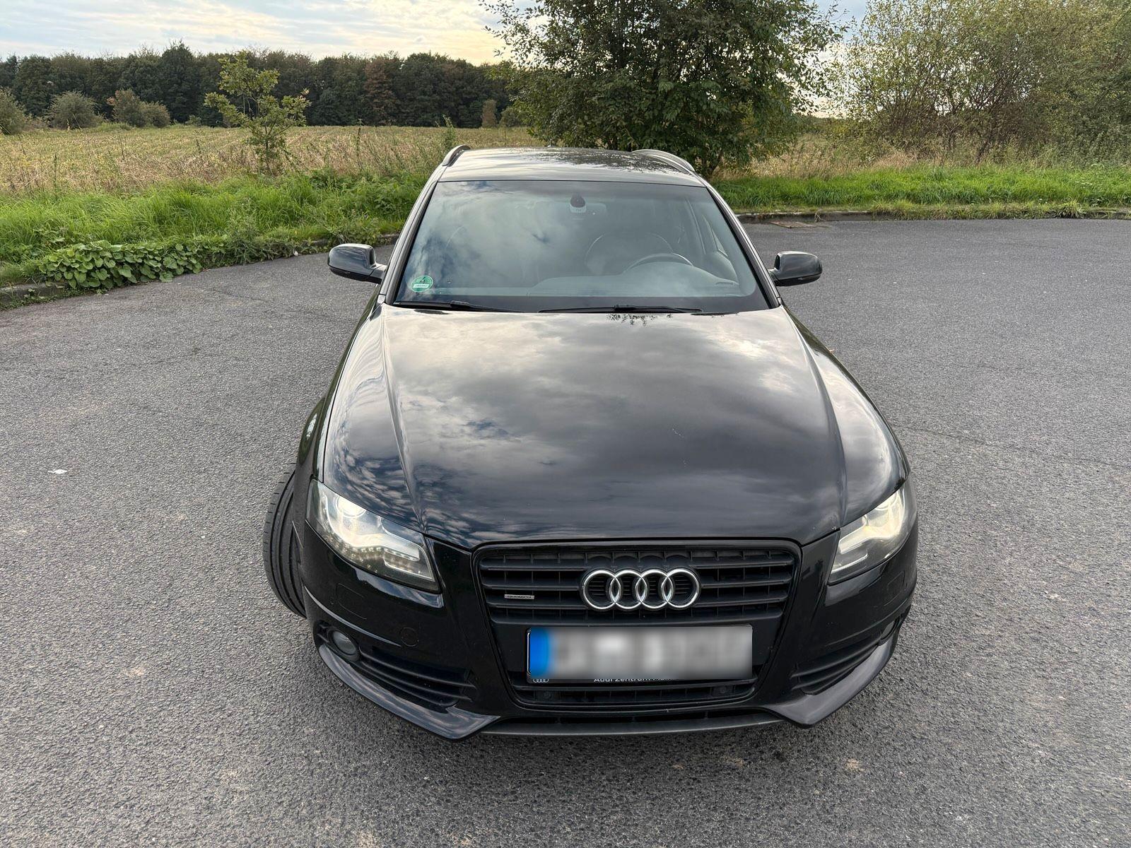 Audi Quattro 2011 — photo 12