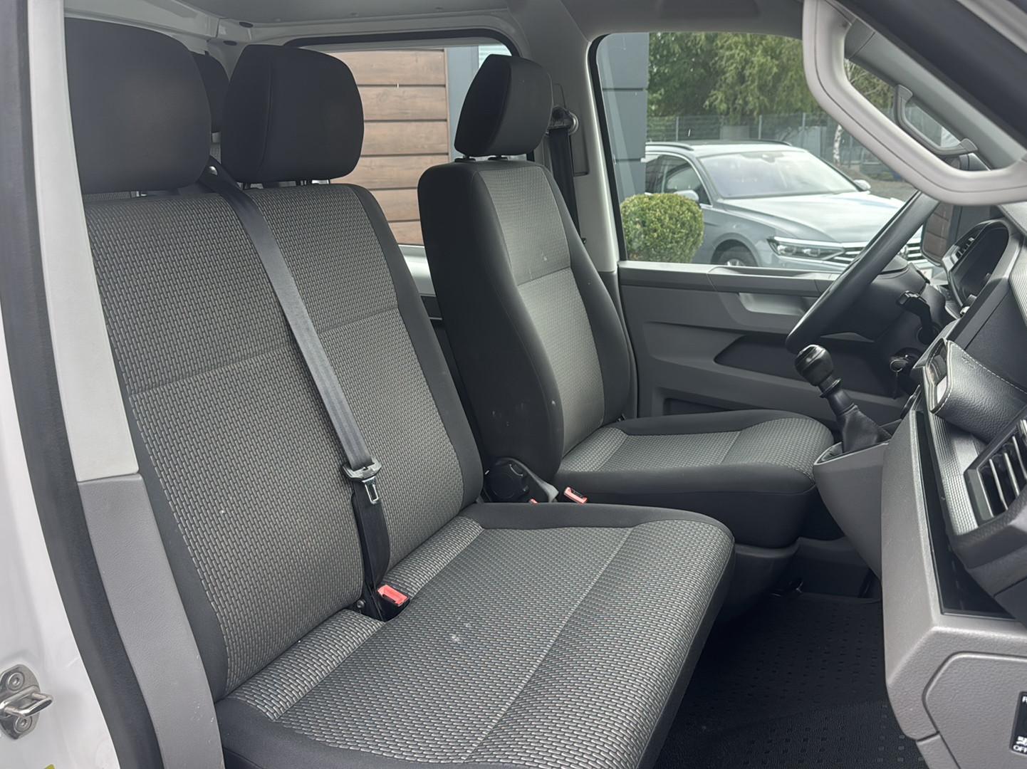 Volkswagen T6.1 DoKa Pritsche+Plane 4Motion StHz Navi AHK