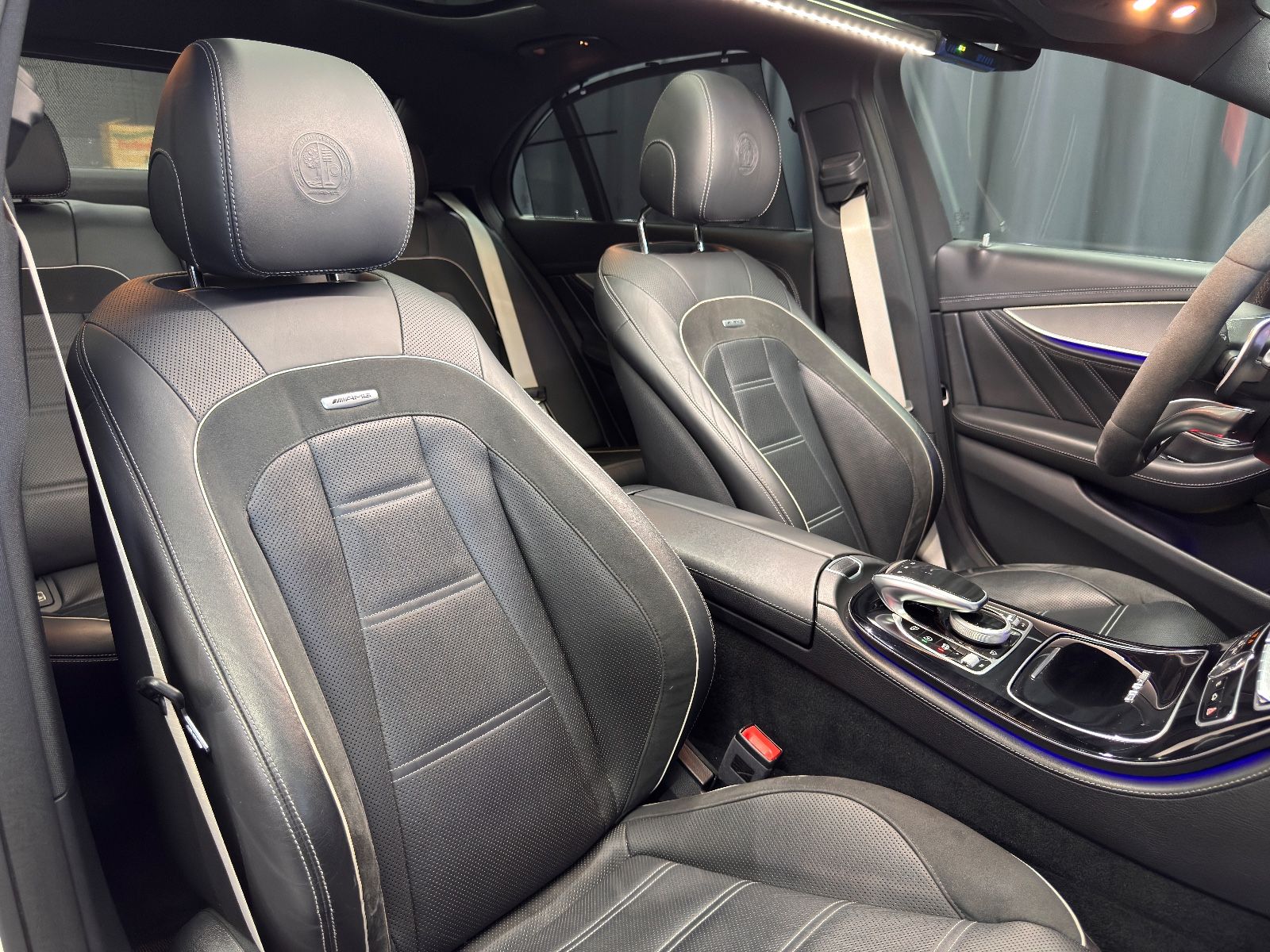 Fahrzeugabbildung Mercedes-Benz E 63 S AMG 4Matic+|AMG DRIVER|BURMESTER|TV|VOLL