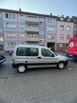 Citroën Berlingo  - Citroën Berlingo aus 2008 mit Diesel-Antrieb