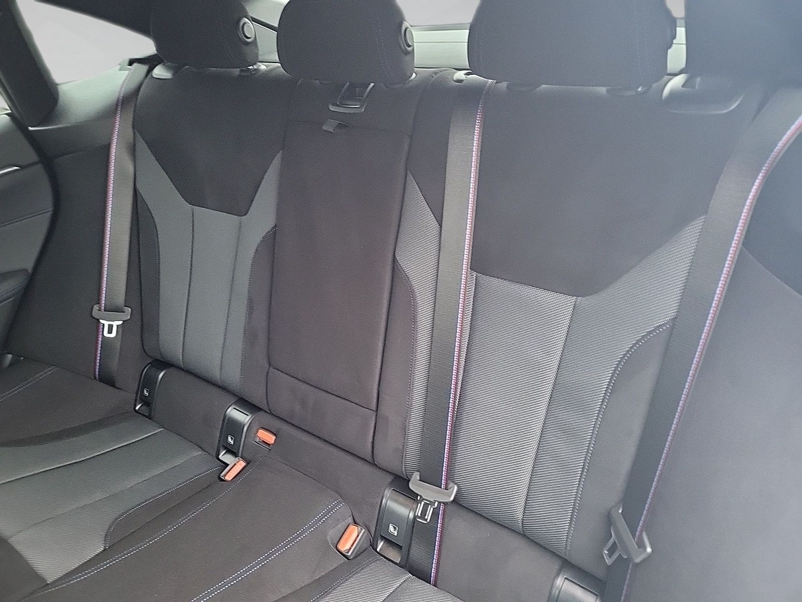 BMW i4 - Bild 8