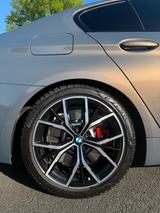 BMW M550i xDrive A - - gebrauchte BMW M550 aus dem Jahr 2023