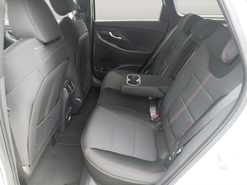 Fahrzeugansicht 17 Fahrzeugabbildung Hyundai i30 cw 1.5 T-GDI N-Line