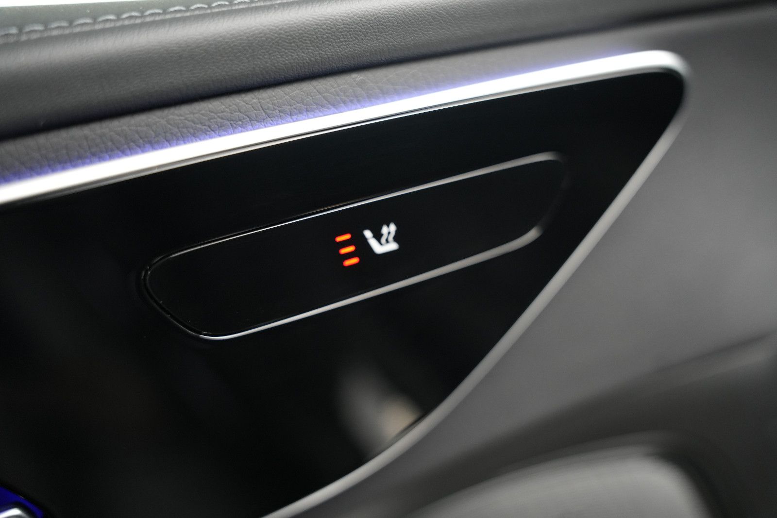 Fahrzeugabbildung Mercedes-Benz C 220d *AMG*Carbon*Ambiente*Kamera*AHK