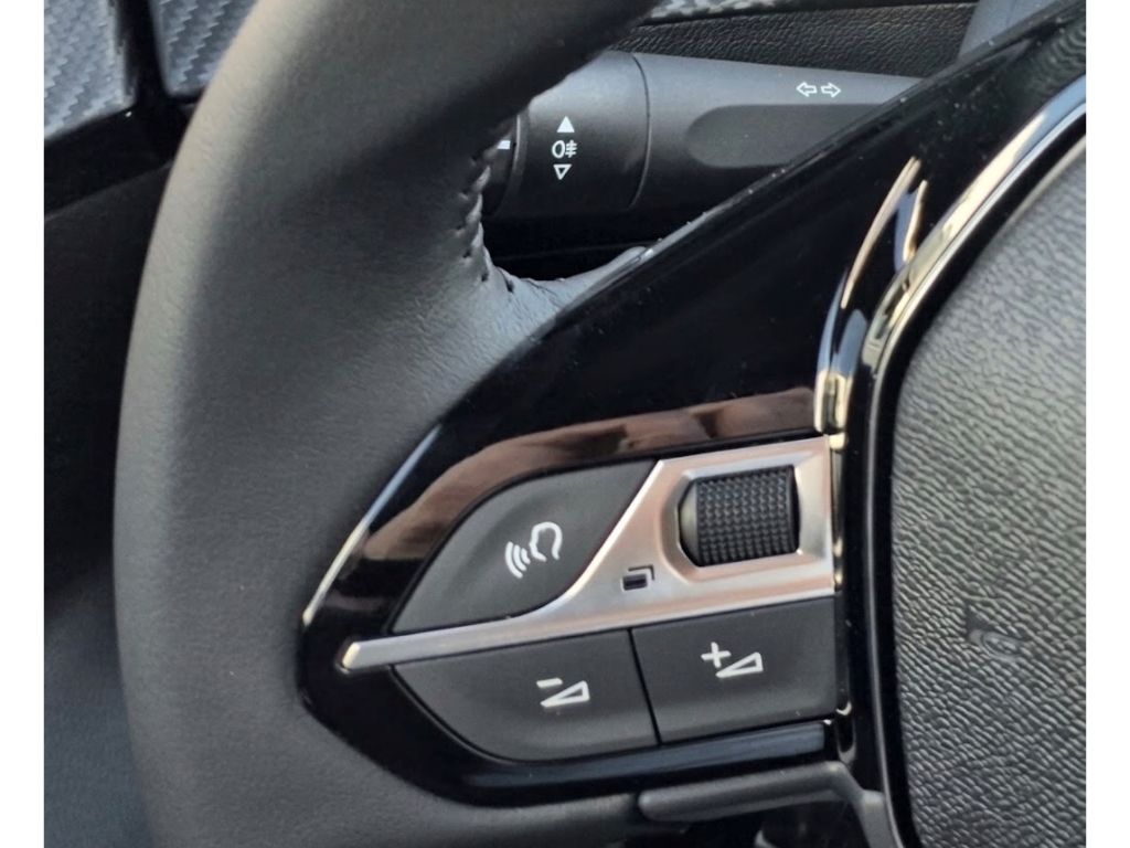 Peugeot 2008 - Bild 13