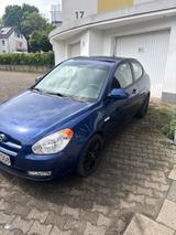 Hyundai Accent 1.4 GL  - Hyundai Accent: Limousine