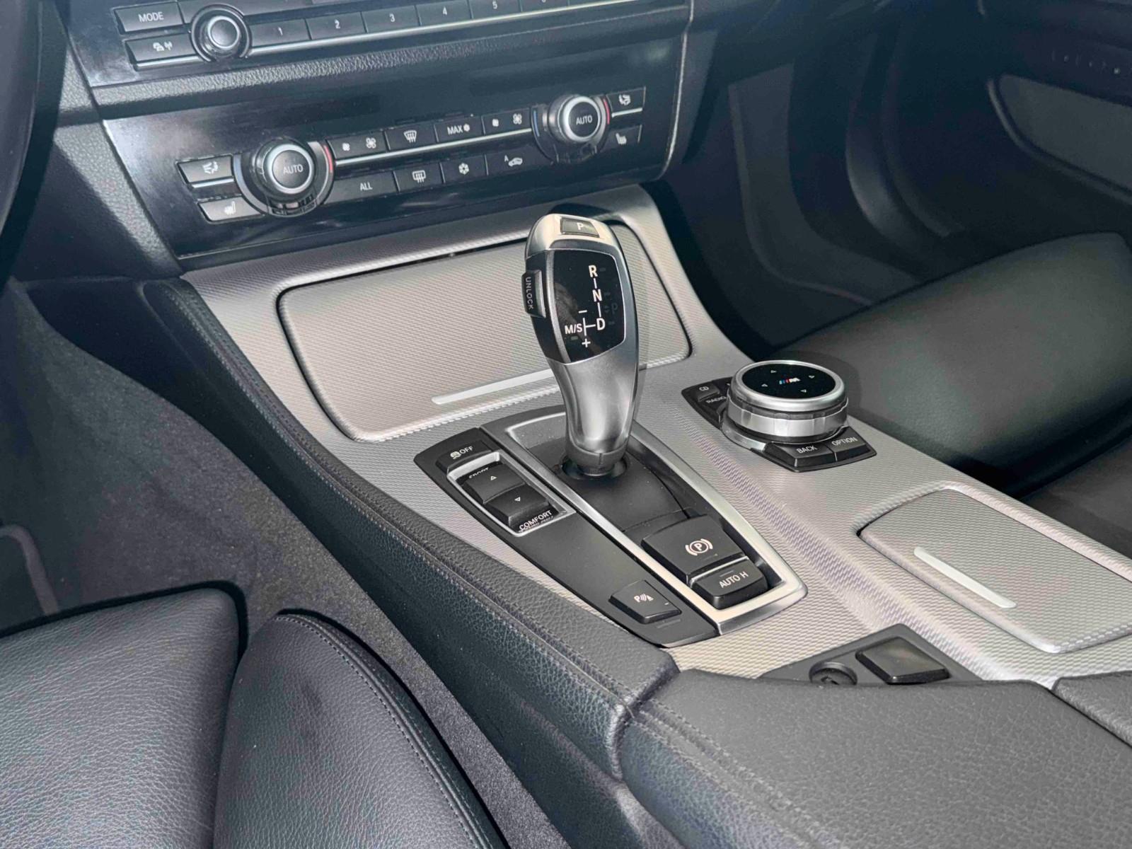 BMW 530d 5 Touring M-PAKET-/HUD-/LEDER-/S-CLOSE