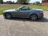 Mercedes-Benz SL 63 AMG AMG - Mercedes-Benz SL 63 AMG: Grau