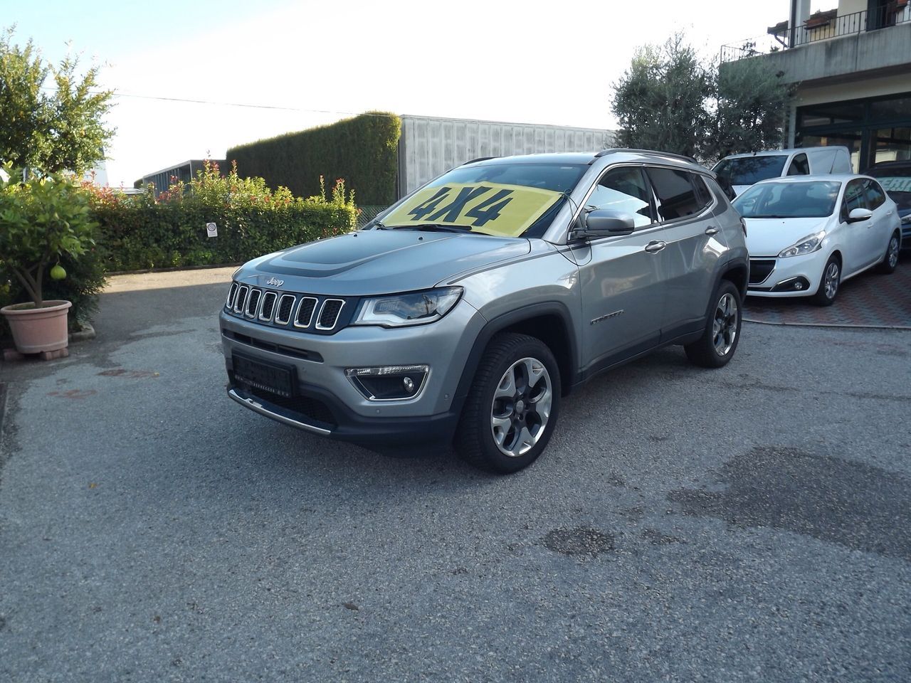 Jeep Compass 1.4 MultiAir 170 CV aut. 4WD Limite imagem 2