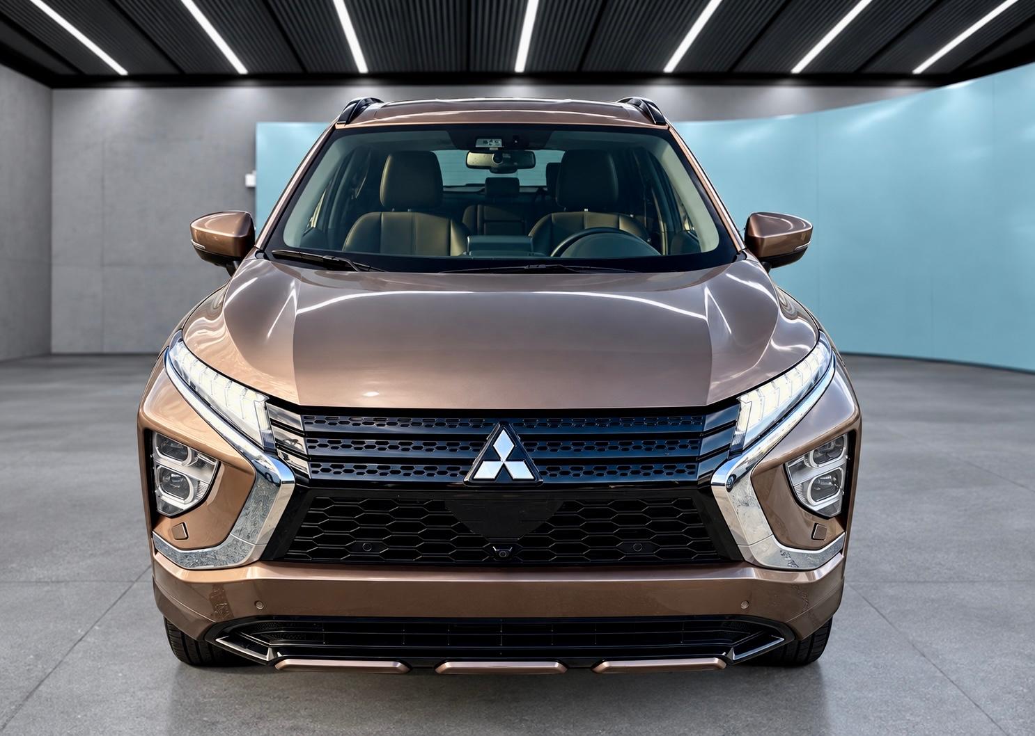 Mitsubishi Eclipse Cross 2.4 PLUG-IN HYBRID 4WD Top