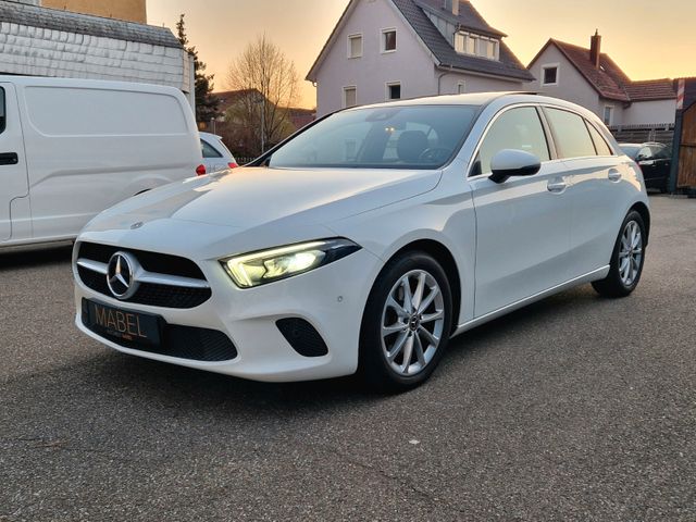 Mercedes-Benz A 200 7G+PANORAMA+VIRTUAL+LED+MBUX+TLEDER+MEMORY