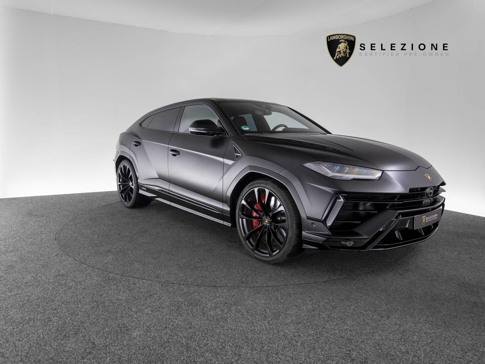 Lamborghini Urus S 23" AKRAPOVIC B&O PANO MASSAGE PARK-ASSIS