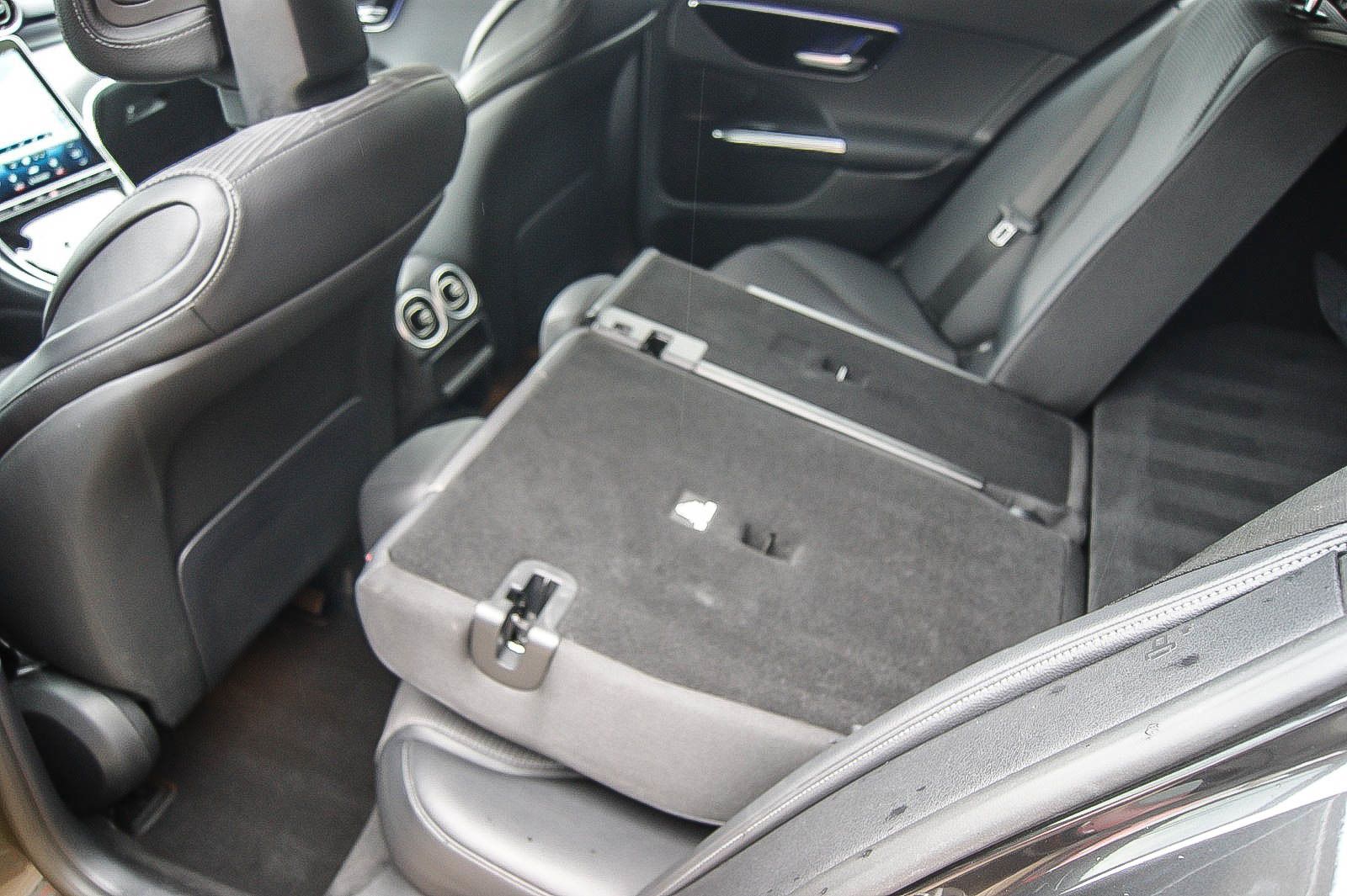 Fahrzeugabbildung Mercedes-Benz C 220 T d Avantgarde 9G-Tronic W206 MBUX ACC DIG