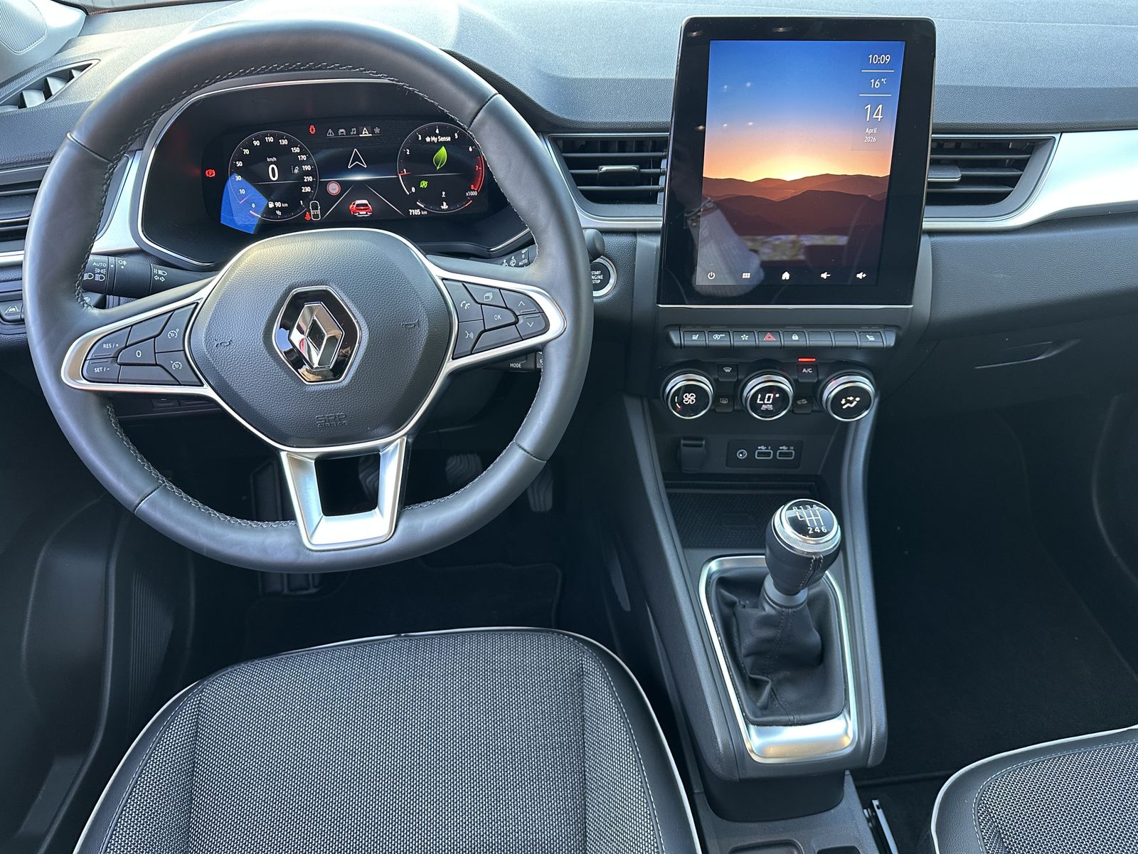 Fahrzeugabbildung Renault Captur 1.0 TCE Techno LED+SHZ+KAM+DIGDISP+17Zo