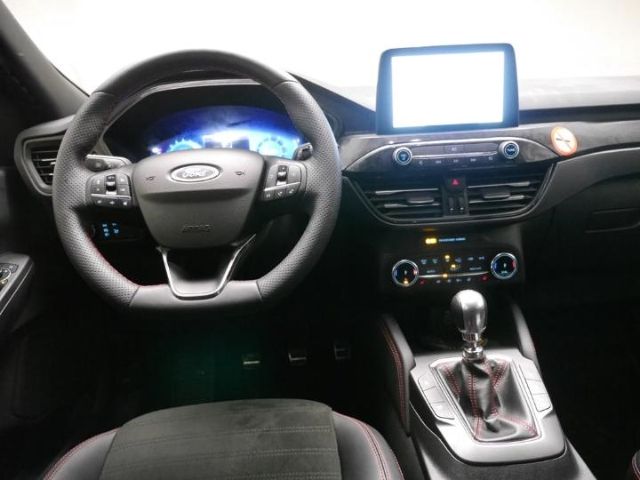 Fahrzeugabbildung Ford Kuga ST-Line X TECHNOGLOGIEPAKET, STYLINGPAKET