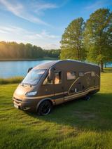 P.L.A. Iridium " Monocoque" - P.L.A. Wohnwagen & Wohnmobile