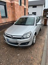 Opel Astra Caravan H 1.9 - Opel Astra aus 2006 mit Diesel-Antrieb
