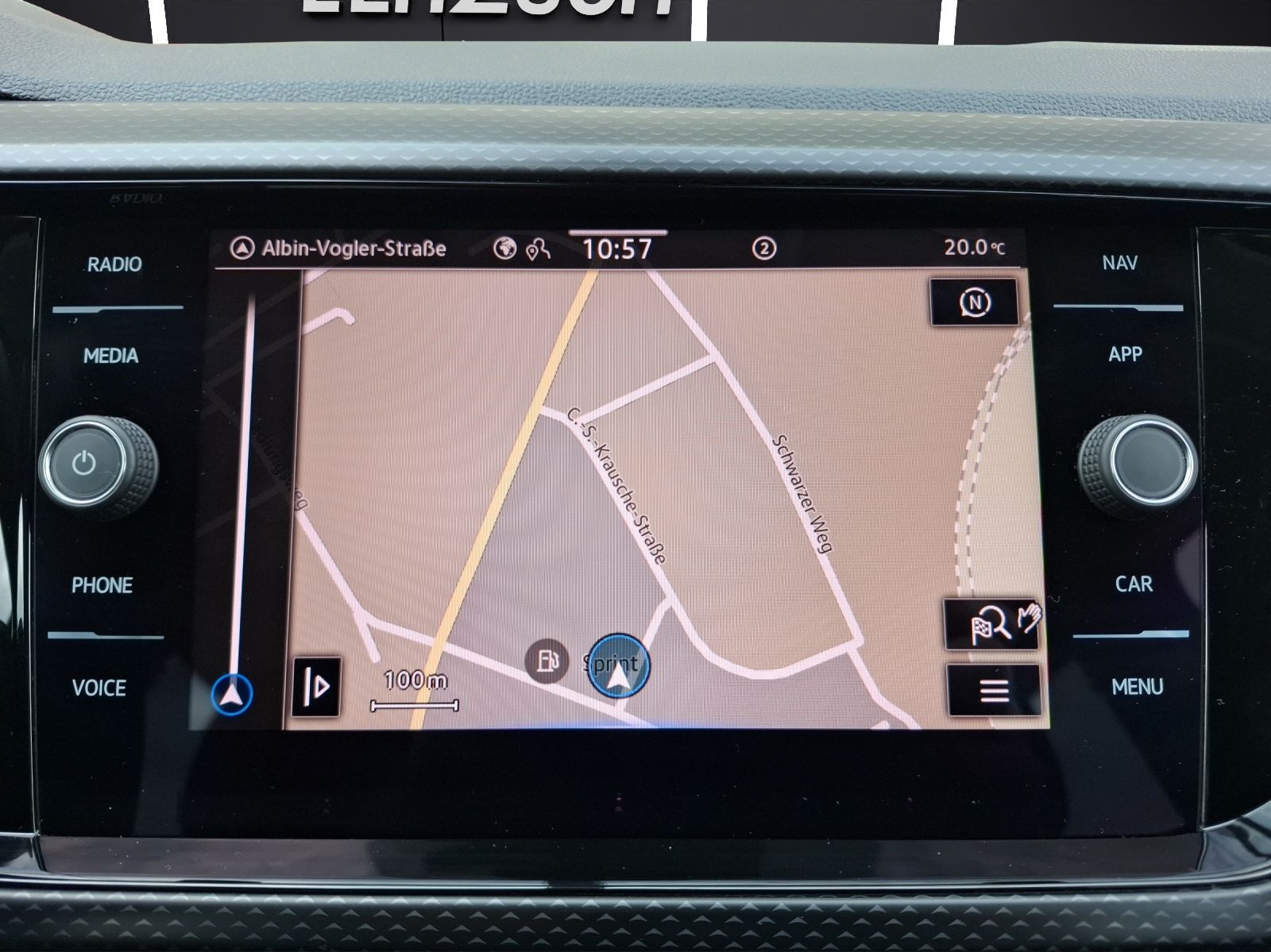 Fahrzeugabbildung Volkswagen T-Cross TSI Life DSG LED Navi Climatronic ACC PD