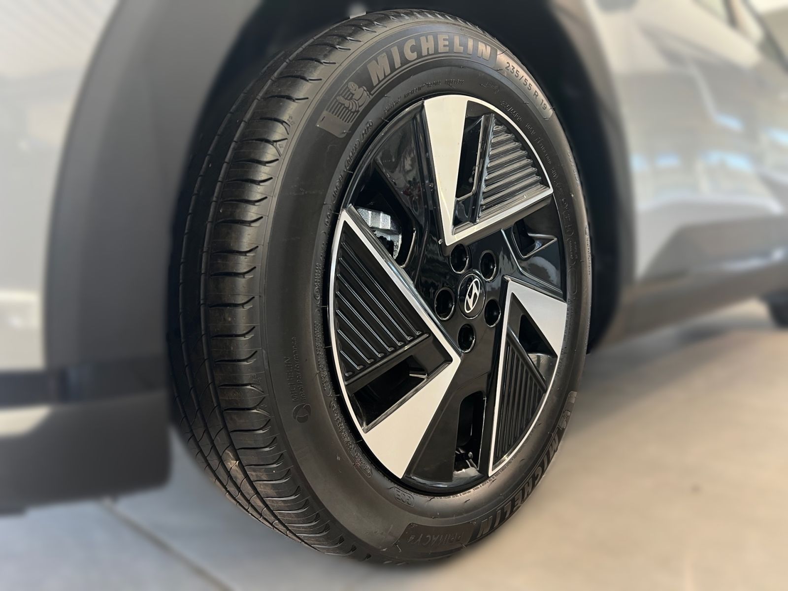 Fahrzeugabbildung Hyundai IONIQ 5 Elektro 63 kWh Wärmepumpe Navi LED