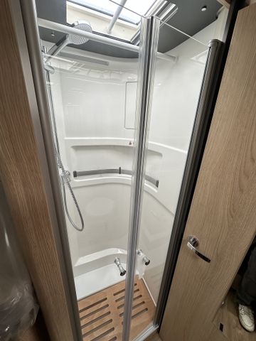 HYMER  ERIBA  HYMERCAR B-Klasse ML I 780 Sie sparen über 32000,- Euro